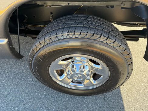 Used 2004 Dodge Ram 2500 Truck SLT w/ Trailer Tow Group image 9