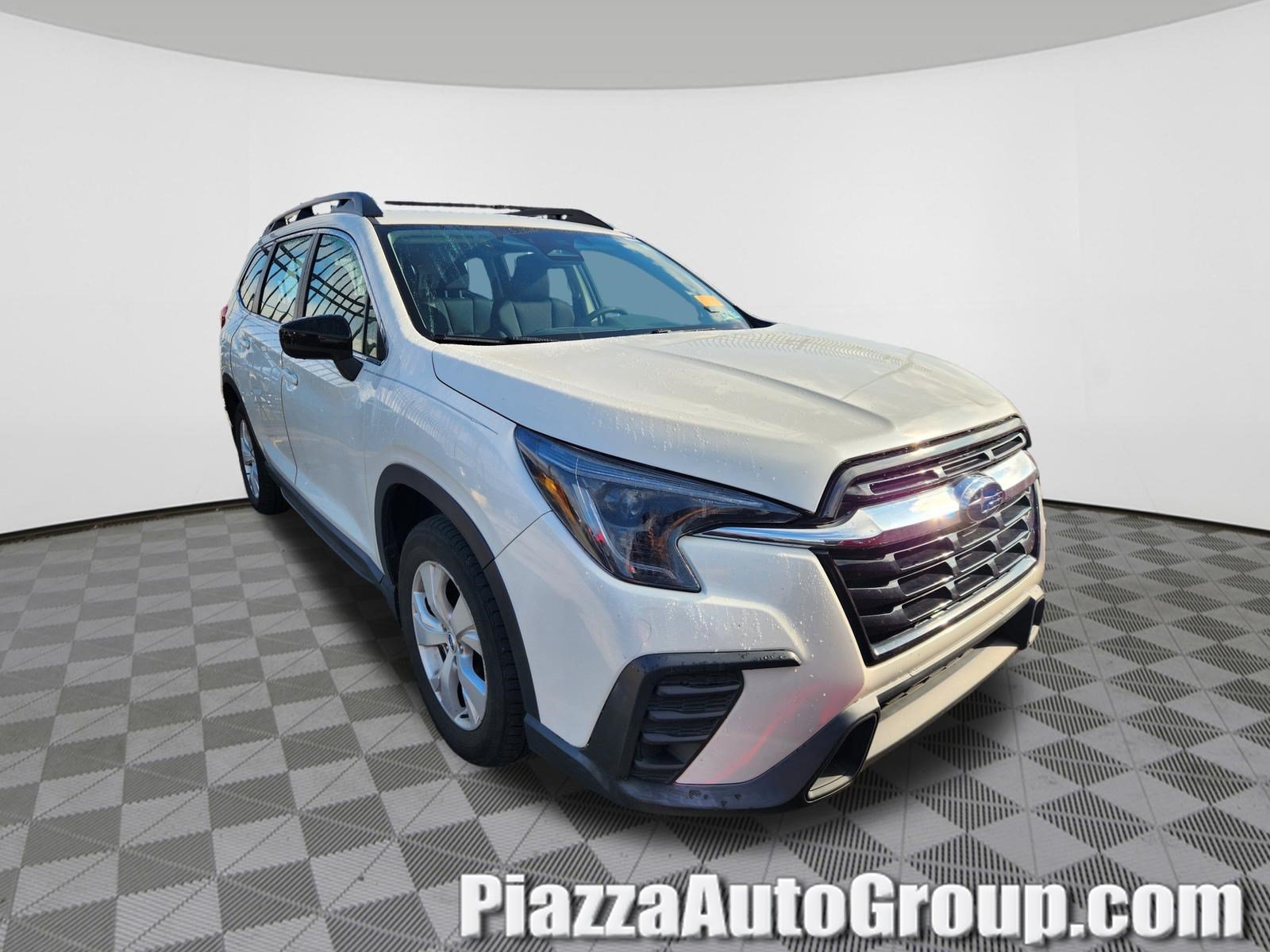 Used 2023 Subaru Ascent 8-Passenger AWD/4WD image 1