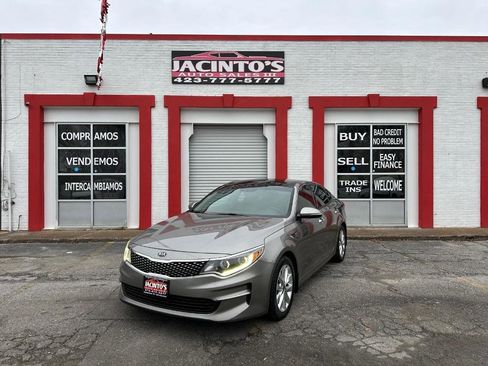 Used 2016 Kia Optima EX w/ Premium Package image 48