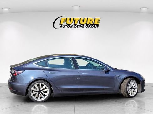Used 2020 Tesla Model 3 Standard Range Plus image 4