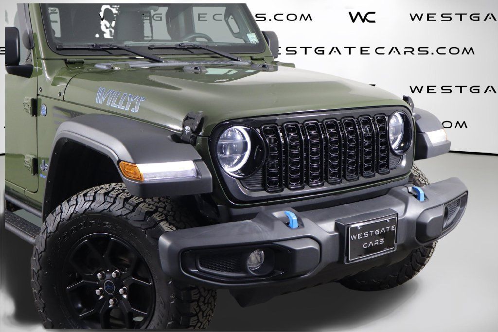 Used 2024 Jeep Wrangler Unlimited AWD/4WD image 53
