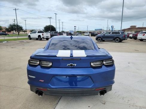 Used 2022 Chevrolet Camaro LT w/ RS Package RWD image 6