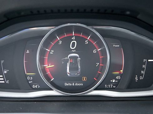 Used 2017 Volvo S60 T5 Inscription Platinum w/ Climate Package image 15