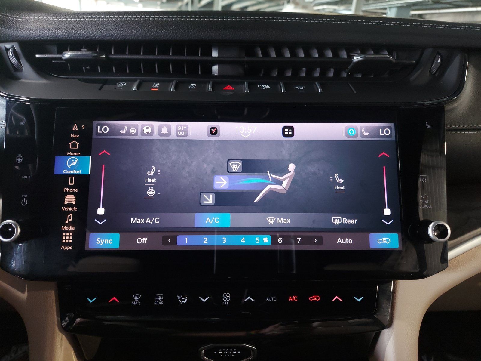 Used 2026 Jeep Grand Cherokee Limited w/ MOPAR Finishing Package RWD image 18