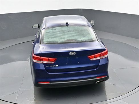 Used 2018 Kia Optima LX image 23