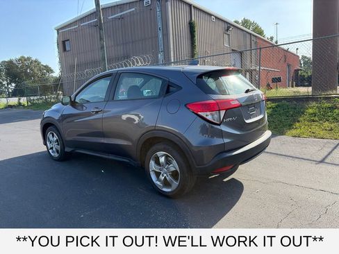 Used 2019 Honda HR-V LX image 4