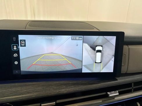 Used 2025 Hyundai Santa Fe Calligraphy AWD/4WD image 18