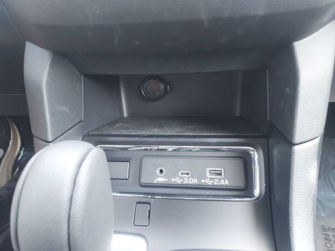 Certified 2026 Subaru Ascent Premium AWD/4WD image 17