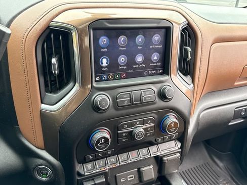 Used 2020 Chevrolet Silverado 2500 High Country w/ Z71 Off-Road Package AWD/4WD image 31