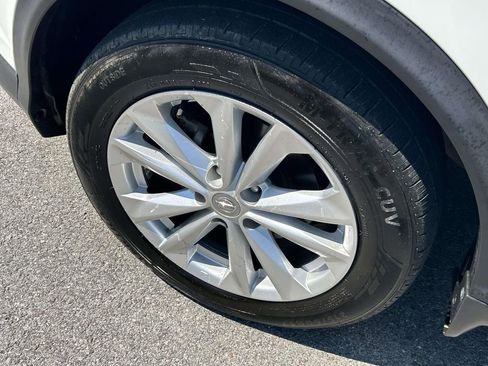 Used 2017 Nissan Rogue Sport S w/ S Appearance Package image 9