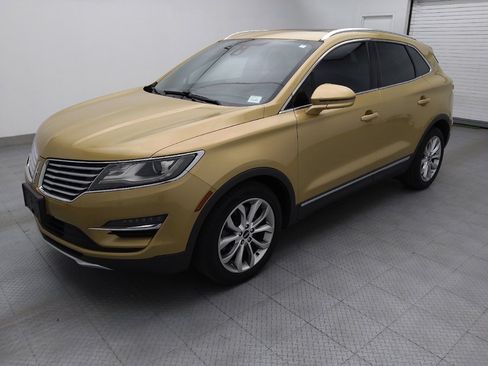 Used 2015 Lincoln MKC FWD w/ Equipment Group 101A Select image 2