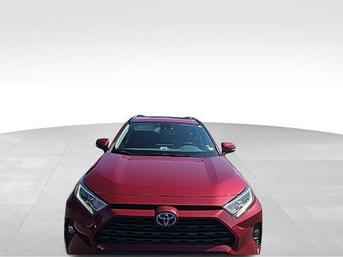Used 2021 Toyota RAV4 XLE image 31