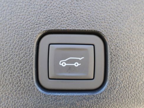 New 2026 Chevrolet Traverse LT w/ Sun and Wheel Package image 33