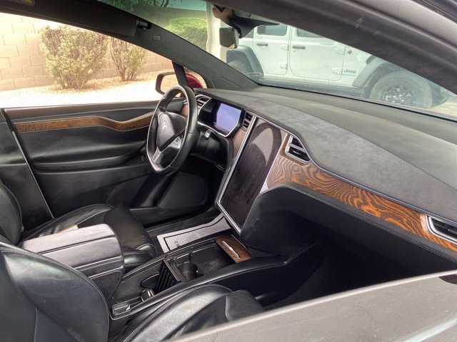 Used 2017 Tesla Model X 100D AWD/4WD image 5