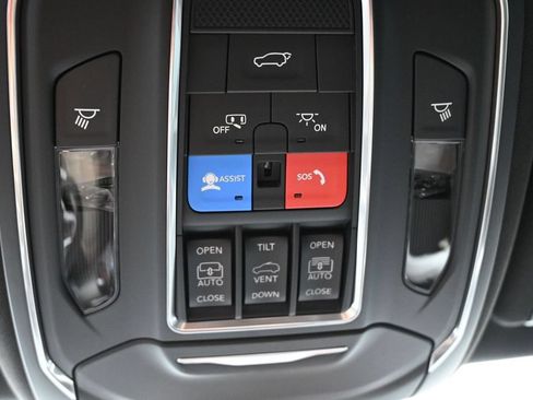 New 2026 Jeep Grand Wagoneer Limited AWD/4WD image 16