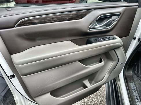 Used 2024 Chevrolet Tahoe LT w/ Luxury Package image 10