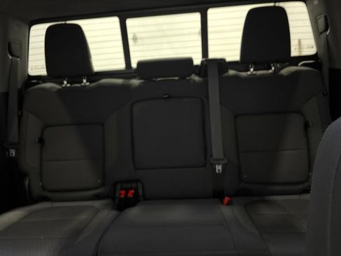 Used 2019 GMC Sierra 1500 SLE w/ Preferred Package AWD/4WD image 32
