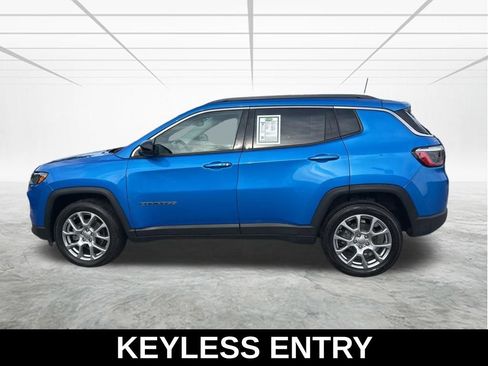 Certified 2022 Jeep Compass Latitude AWD/4WD image 8