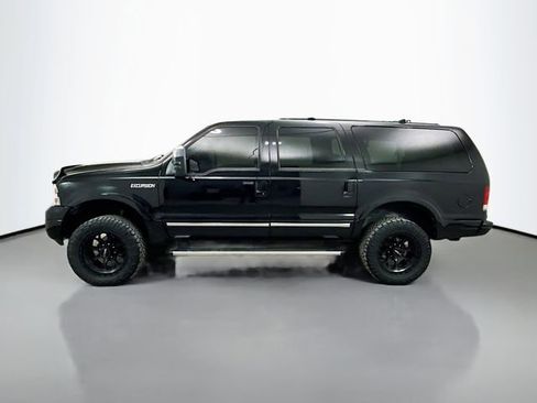 Used 2005 Ford Excursion Limited image 4
