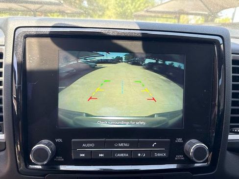 Certified 2024 Nissan Frontier SV w/ Technology Package RWD image 15