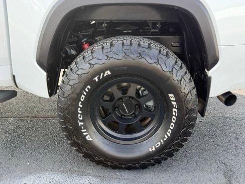 Used 2025 Toyota Tundra Limited w/ TRD Off-Road Package image 23