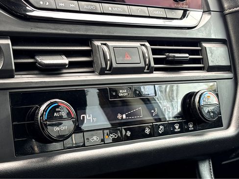 Certified 2024 Nissan Pathfinder S FWD image 6