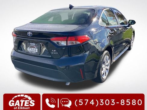 Used 2025 Toyota Corolla LE image 9