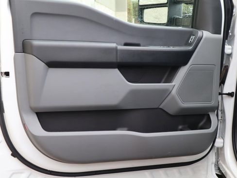 Used 2024 Ford F550 2WD Regular Cab Super Duty image 16