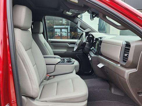 New 2026 GMC Sierra 1500 SLT w/ X31 Off-Road Package image 38