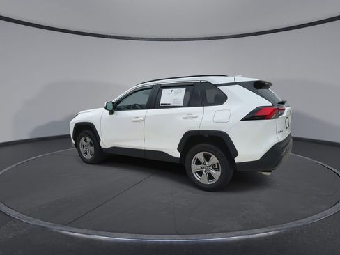 Used 2023 Toyota RAV4 XLE w/ Convenience Package image 6