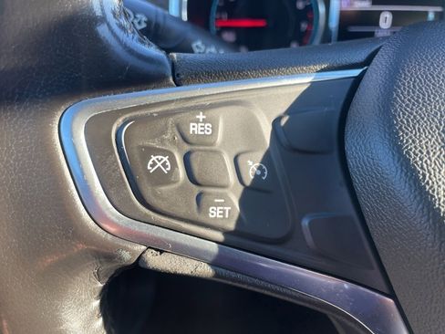 Used 2018 Chevrolet Malibu LT image 12