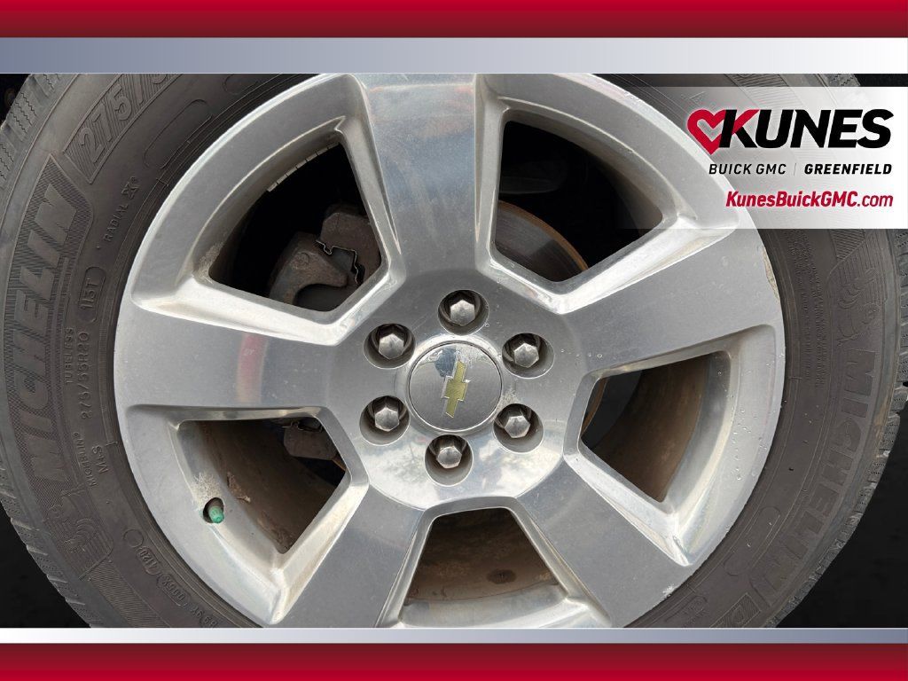Used 2015 Chevrolet Suburban LTZ AWD/4WD image 13