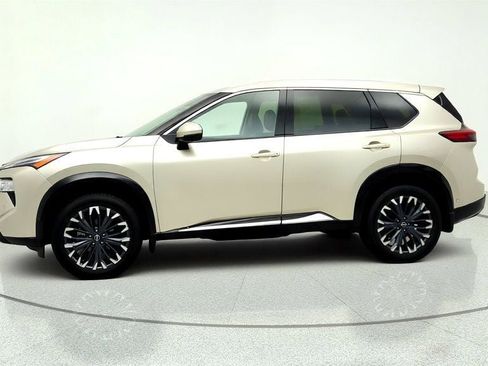 Used 2024 Nissan Rogue Platinum w/ Platinum Premium Package AWD/4WD image 8