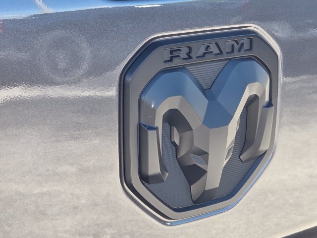 Used 2023 RAM 1500 Laramie AWD/4WD image 15