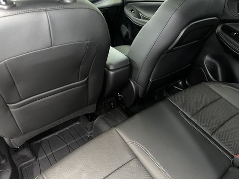Used 2022 Buick Encore GX Essence w/ Experience Buick Package AWD/4WD image 20