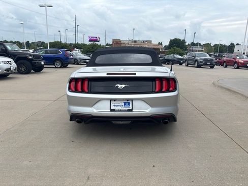 Used 2018 Ford Mustang Convertible w/ Equipment Group 101A RWD image 6