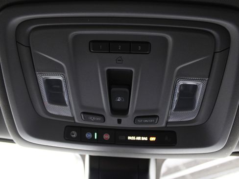 Used 2022 Chevrolet Silverado 2500 LTZ w/ LTZ Plus Package image 23