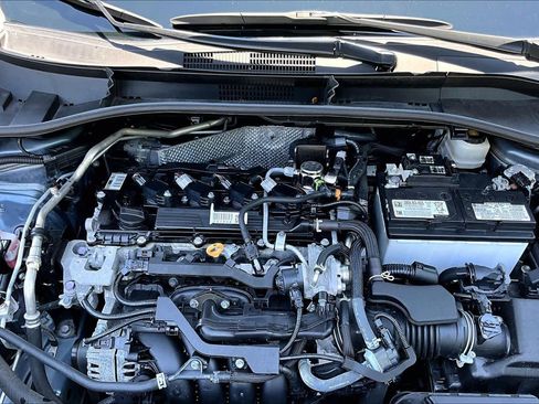 Used 2023 Toyota Corolla Cross LE FWD image 31