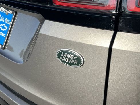 Used 2020 Land Rover Range Rover Evoque R-Dynamic SE image 23