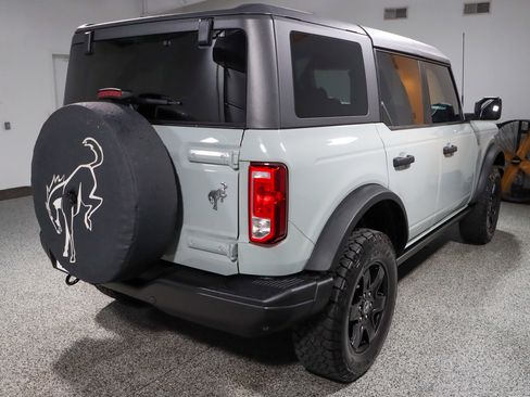 Used 2023 Ford Bronco Black Diamond AWD/4WD image 7