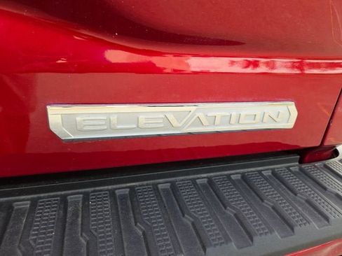 Used 2024 GMC Sierra 1500 Elevation AWD/4WD image 18