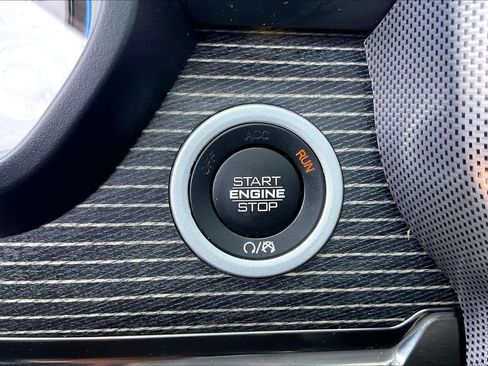 Used 2019 RAM 1500 Limited AWD/4WD image 33