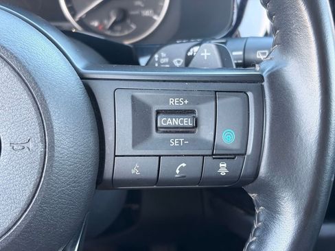 Certified 2025 Nissan Pathfinder SV AWD/4WD image 28