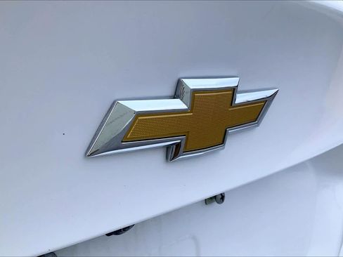 Used 2024 Chevrolet Malibu LT FWD image 10