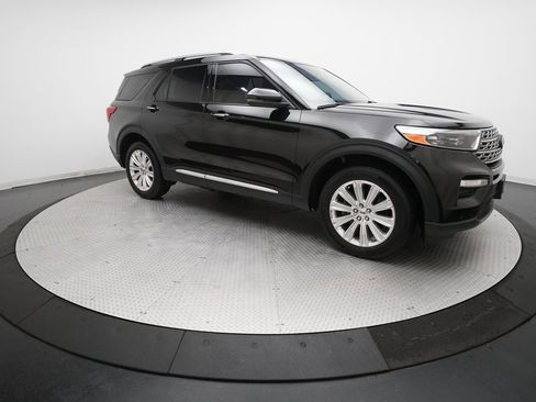 Used 2022 Ford Explorer Limited image 13