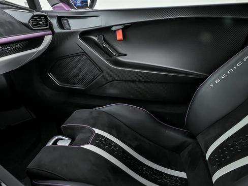 Used 2023 Lamborghini Huracan Tecnica RWD image 43