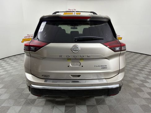 New 2026 Nissan Rogue Platinum w/ Platinum Premium Package image 4