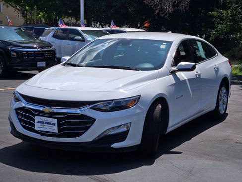 Certified 2025 Chevrolet Malibu LT FWD image 5