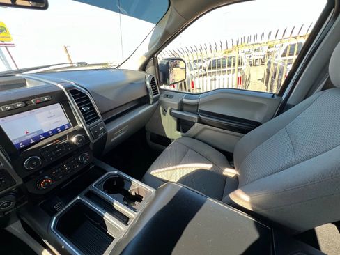 Used 2019 Ford F150 XLT w/ Equipment Group 302A Luxury AWD/4WD image 29