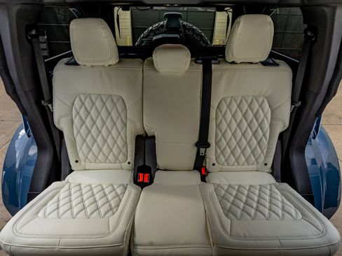 Used 2023 Ford Bronco Heritage Edition image 36